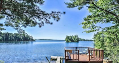 Hearthwood Beach House - On Lake Tomahawk