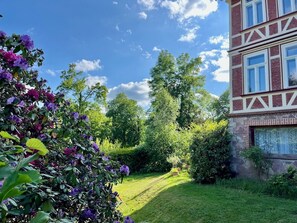 Property grounds - Living with a view in the Villa des Artistes (Bad Sachsa)