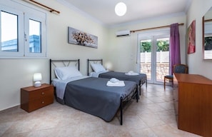 3 habitaciones y caja de seguridad en la habitación 