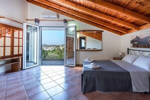 3 Schlafzimmer, Zimmersafe, Bügeleisen/Bügelbrett, Reisekinderbett