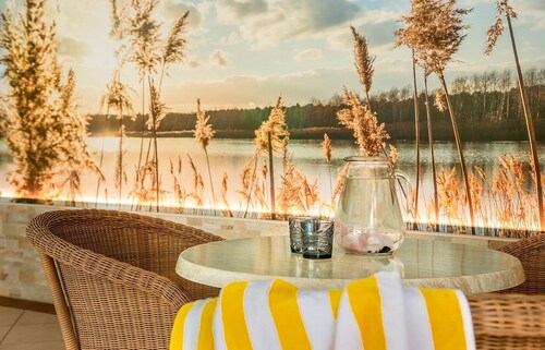 Holiday Apartment "Alpenhof Lodge Ifinger" with Mountain View, Breakfast, Wellness & Wi-Fi