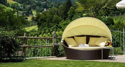 Ferienwohnung "Alpenhof Lodge Butterblume" mit Bergblick, Pool & WLAN