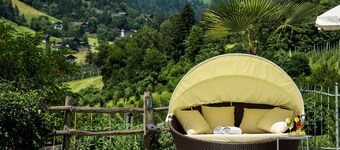 Holiday Apartment "Alpenhof Lodge Almrose" with Mountain View, Pool & Sauna