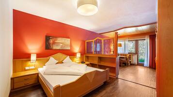 1 bedroom, free WiFi, bed sheets