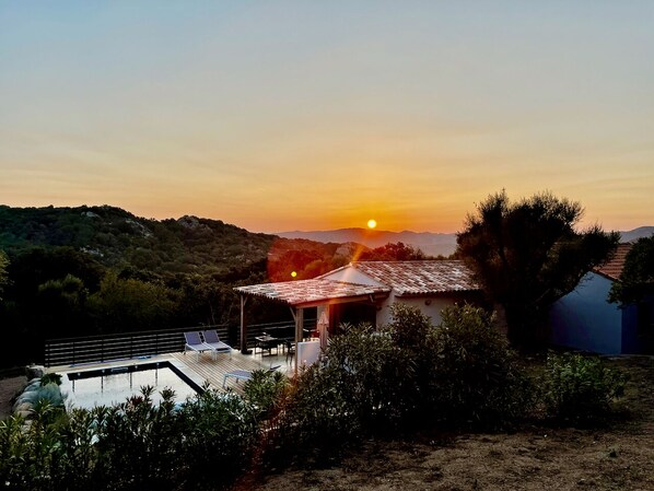 Piscine extérieure, piscine chauffée