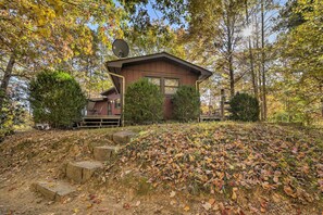 Exterior - Pet-Friendly Cabin - 1 Mi From Fontana Lake! (Bryson City)