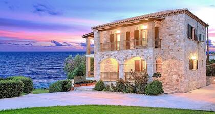 Psarou Beach House in Psarou