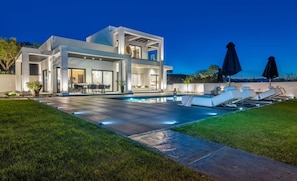 3 bedrooms