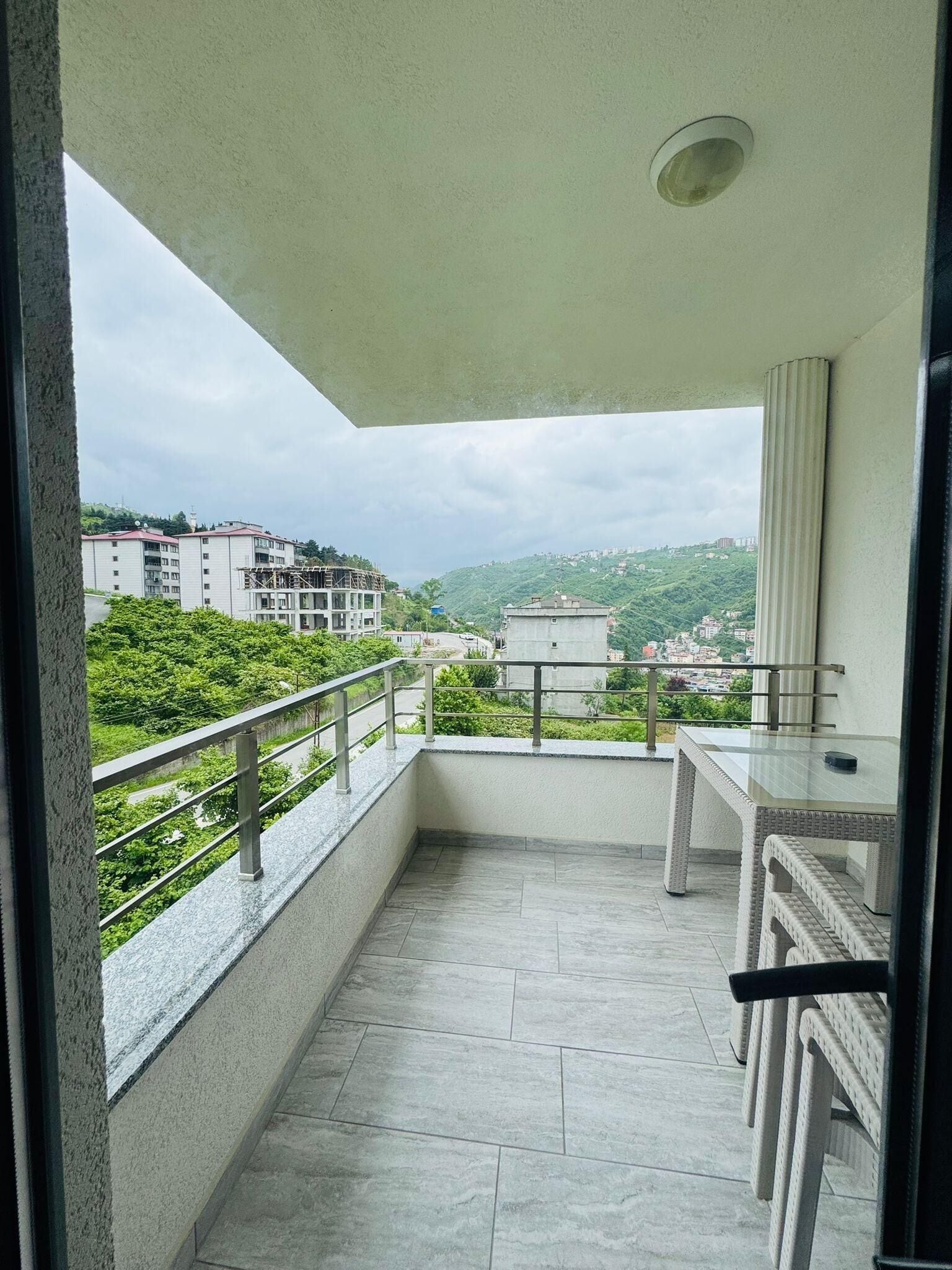 华丽公寓式客房, 2 间卧室, 无烟房, 山景 | 阳台