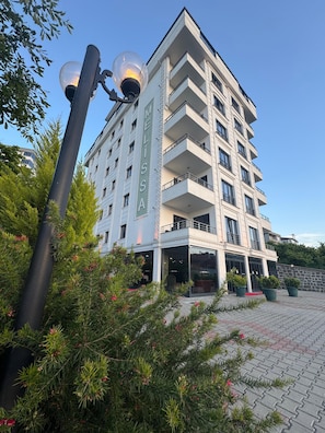 Front of property - Melissa Suite (Trabzon)