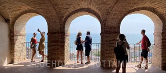 BLUE HOUSE, BEAUTIFUL and COMFORTABLE HOUSE 2 steps from the sea.