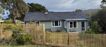 Nunyara  family beach house