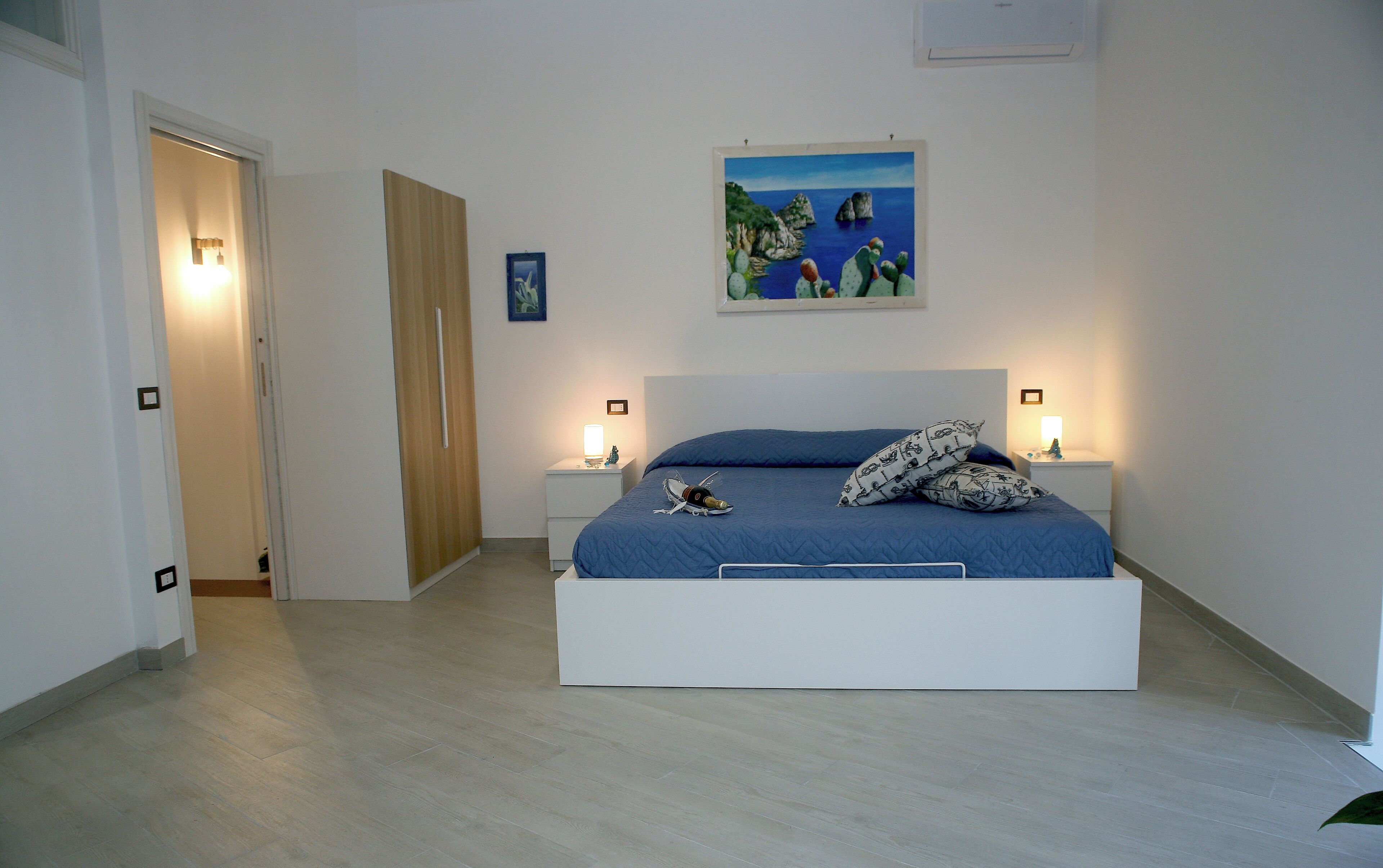 3 Schlafzimmer, Schreibtisch, Bügeleisen/Bügelbrett, Reisekinderbett