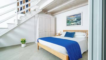 3 Schlafzimmer, Schreibtisch, Bügeleisen/Bügelbrett, Reisekinderbett