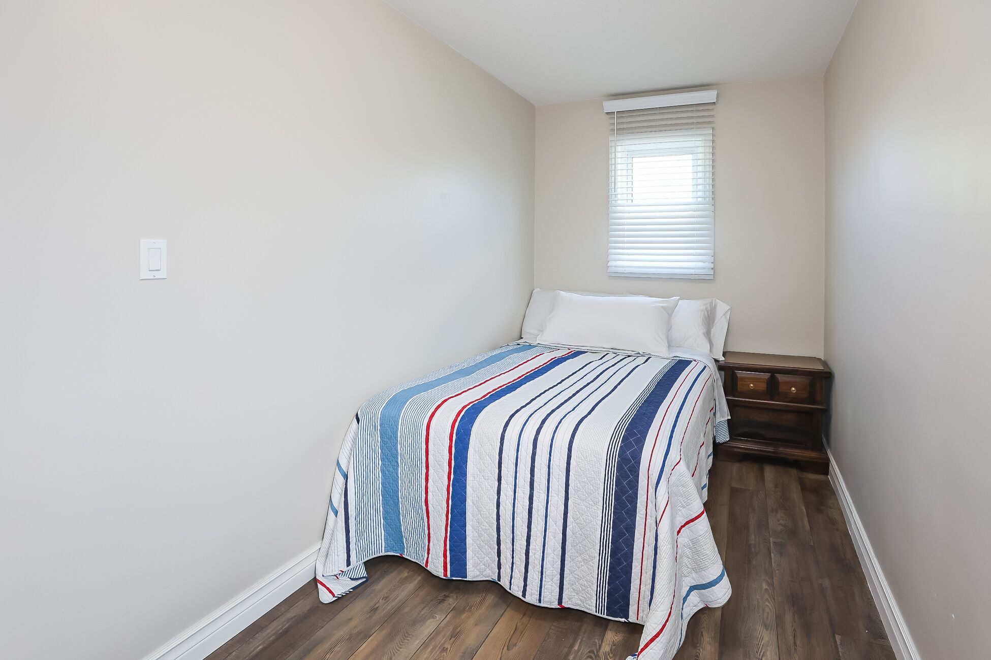 Lake Front Retreat with boat access and private beach