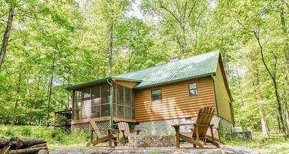 "Bearly Rustic" - 2 bdrm/2 bath - Off the grid, beautiful scenic