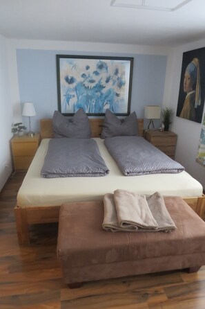 1 bedroom, free WiFi, bed sheets - Vacation apartment with terrace in Schellhorn (Schellhorn)