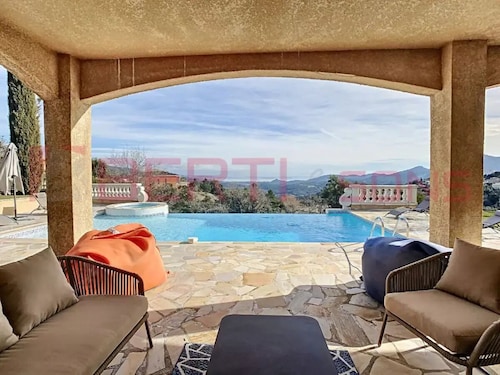 Villa Moderne vue sur la Baie de Cannes - 4ch/4sdb