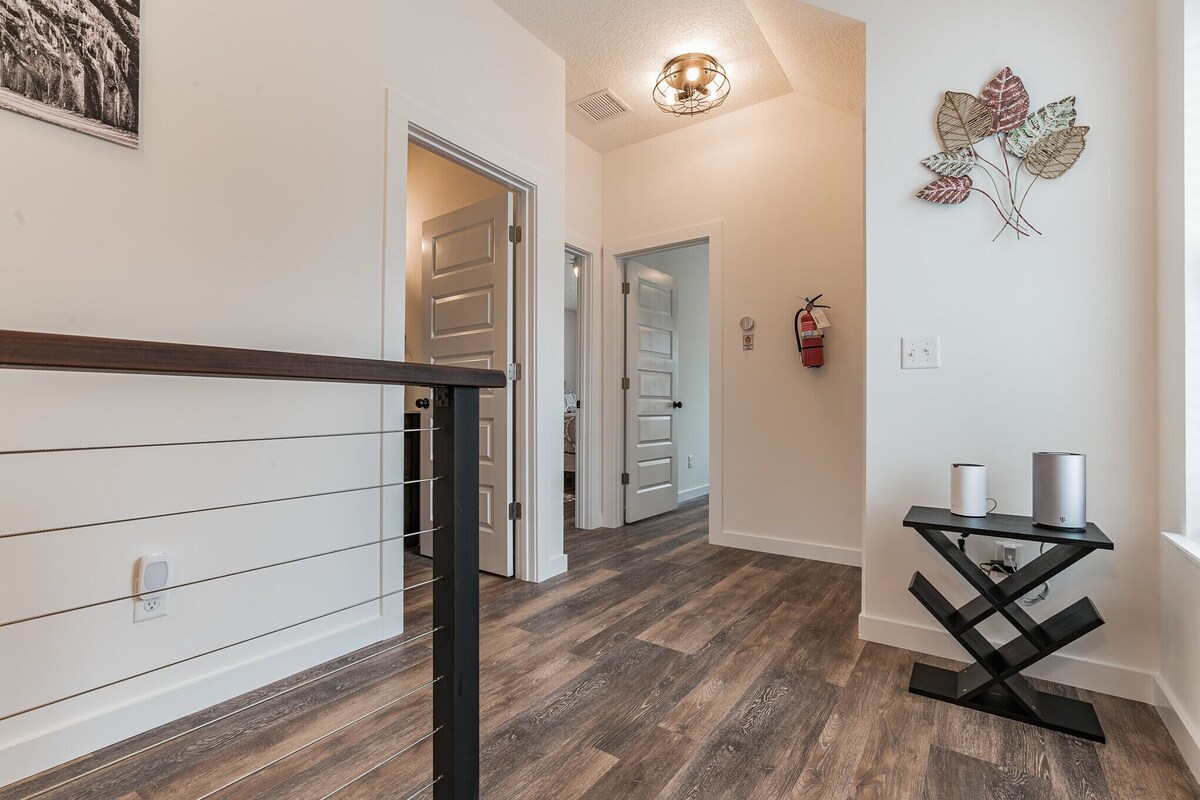 Photo 19 of Heart of Downtown! family and pet friendly.Hot tub