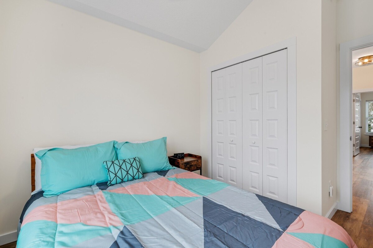 Photo 27 of Heart of Downtown! family and pet friendly.Hot tub