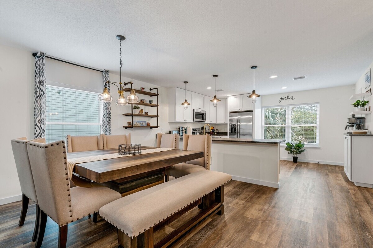 Photo 14 of Heart of Downtown! family and pet friendly.Hot tub