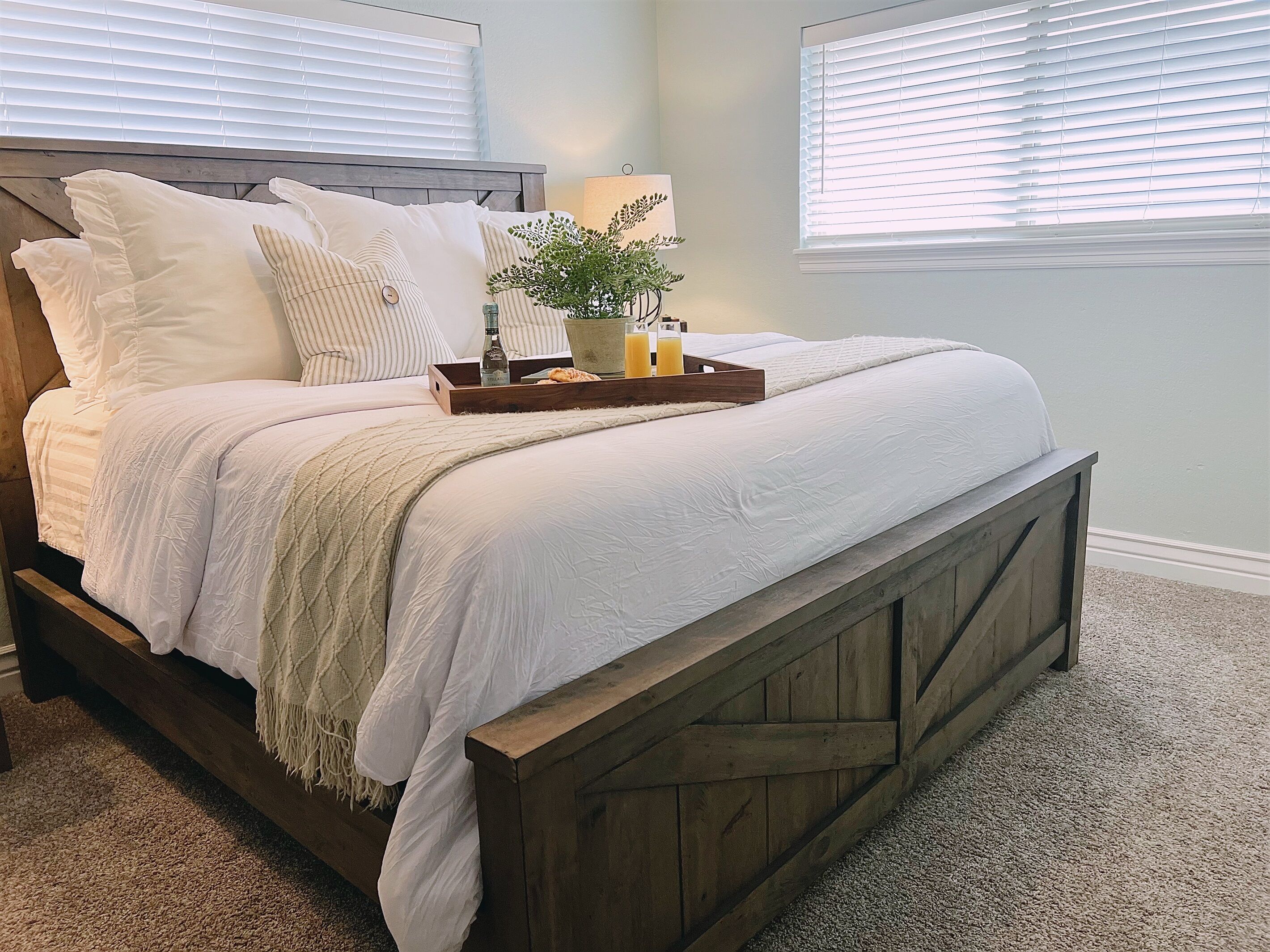 Double Down - Private Pool, Hot Tub, Lake Front Dream Home!