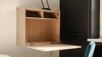 Classic-Einzelzimmer | Individuell dekoriert, Schreibtisch, kostenloses WLAN, Bettwäsche