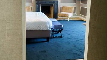 Superior Room | Individually decorated, desk, free WiFi, bed sheets