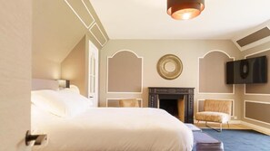 Habitació superior | Decoració individual, escriptori, wifi gratuïta i roba de llit 