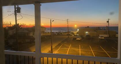 Luxury 5BR Custom Home One Block From The Water