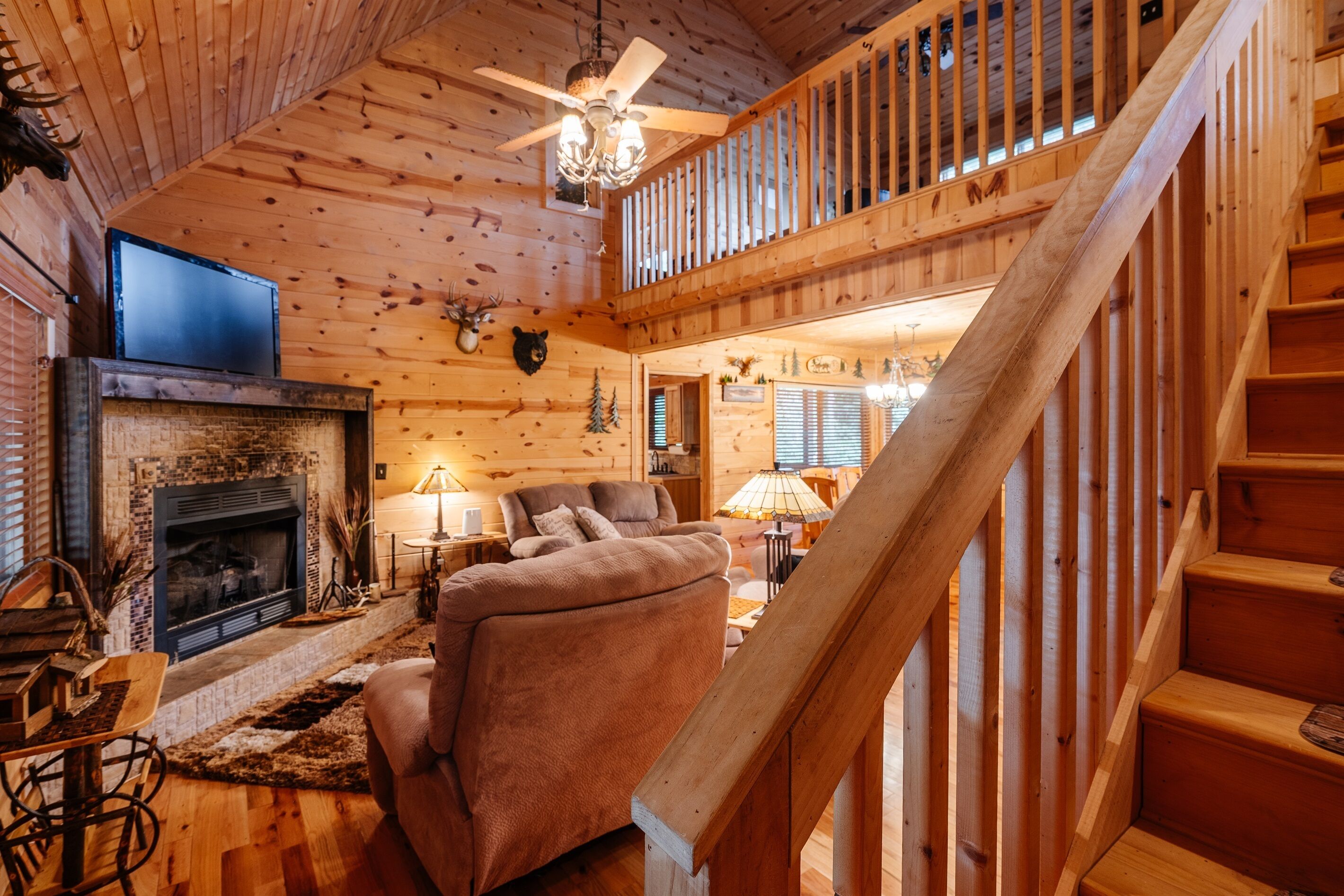 3/3 Cabin Trout Creek, Hot Tub+Game Room