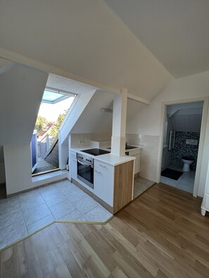 冰箱、炉灶、洗碗机、茶具/咖啡用具