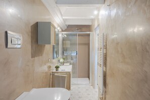 Dusche, Haartrockner