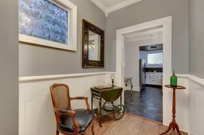 Interior - McDonough Place - Historic | Quiet | Chic (Savannah)