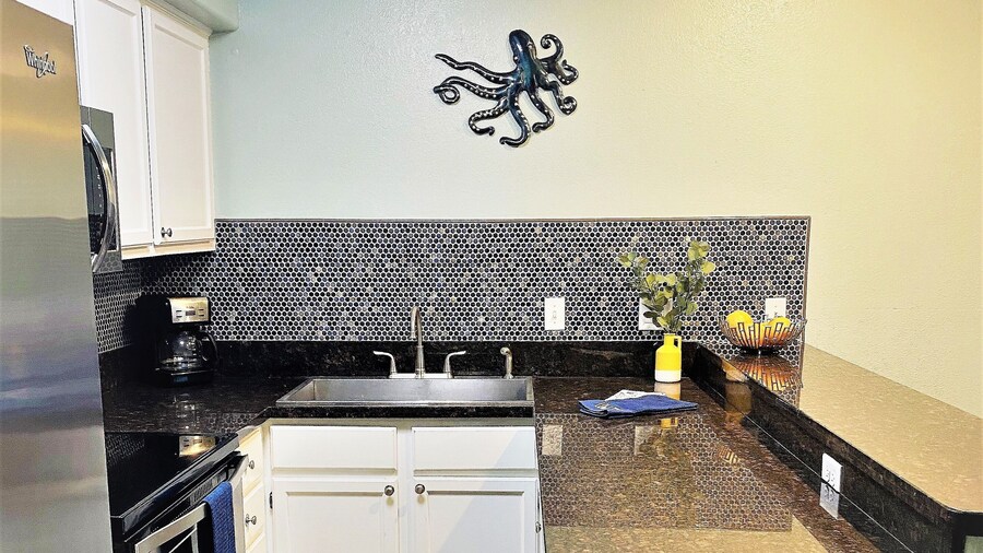 Cognito Townhouse 3 Bedroom Home by RedAwning