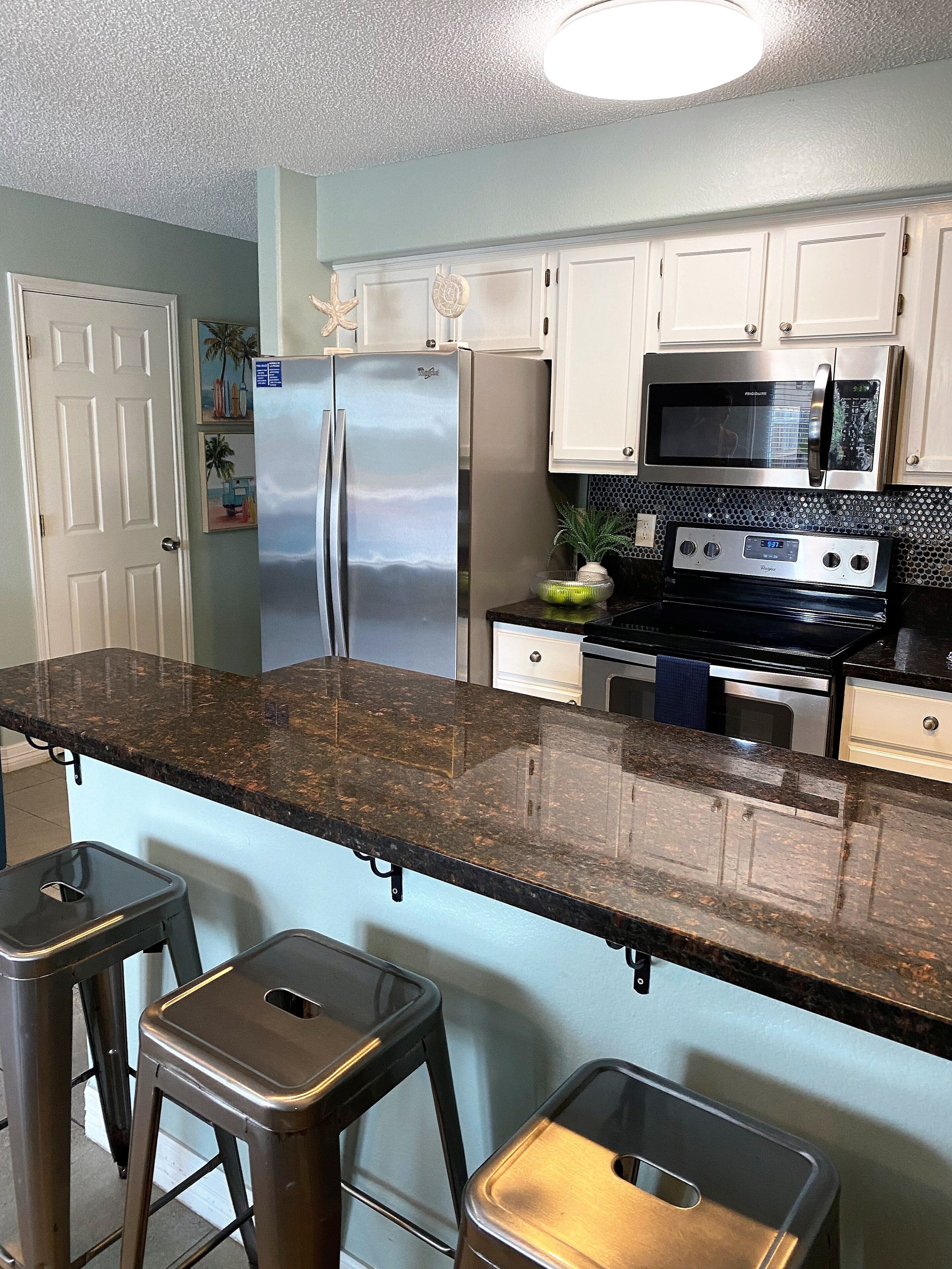 House, 3 Bedrooms | Private kitchen | Fridge, oven, coffee/tea maker, toaster