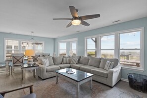 تلفزيون ذكي