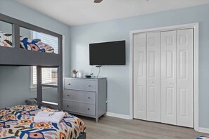 5 bedrooms, iron/ironing board, travel cot, WiFi