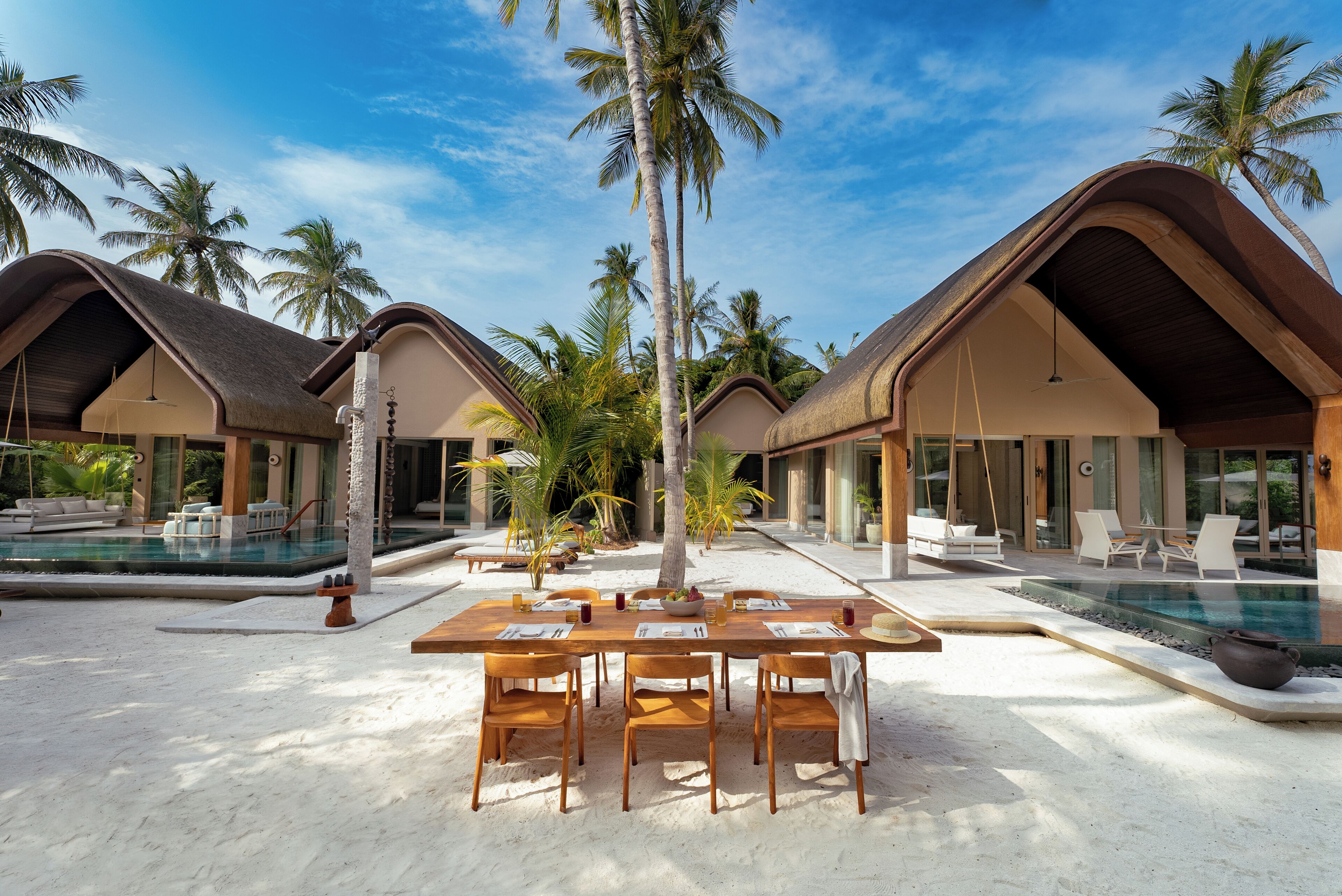 Room, 4 Bedrooms (Beach Residence with Two Pools) | Egyptian cotton sheets, premium bedding, down comforters, minibar