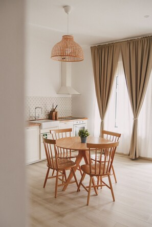 Junior Apartment, 2 Bedrooms | 2 bedrooms, free WiFi - Loft for 4 (Vila do Bispo)
