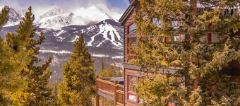 Private with stunning views of the ski resort