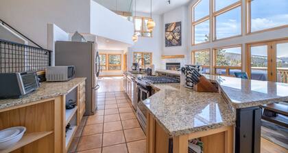 Private with stunning views of the ski resort