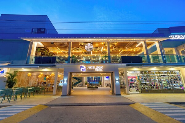 Hotel Poblado Coveñas - Córdoba, Colombia