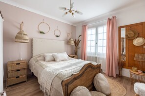 3 soverom, strykejern/-brett og wi-fi (inkludert)