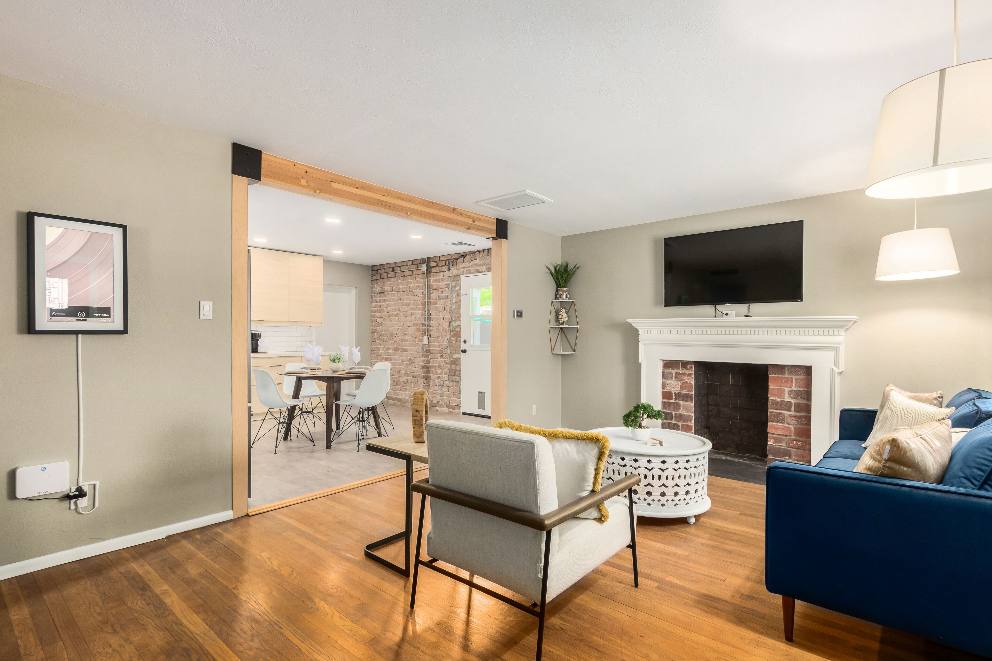 Historically Modern! Walk to Banner University! Heart of Phoenix!