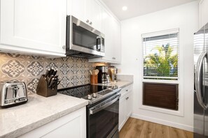 Sunlight drips through the blinds like honey as you grind morning beans—here, even silence feels brewed with care    - Kapalua Ridge | Ocean View 1 BR | Cozy Villa | Car Incl. w/ 6+ Nights | KRV-2823 by KBM (Lahaina)