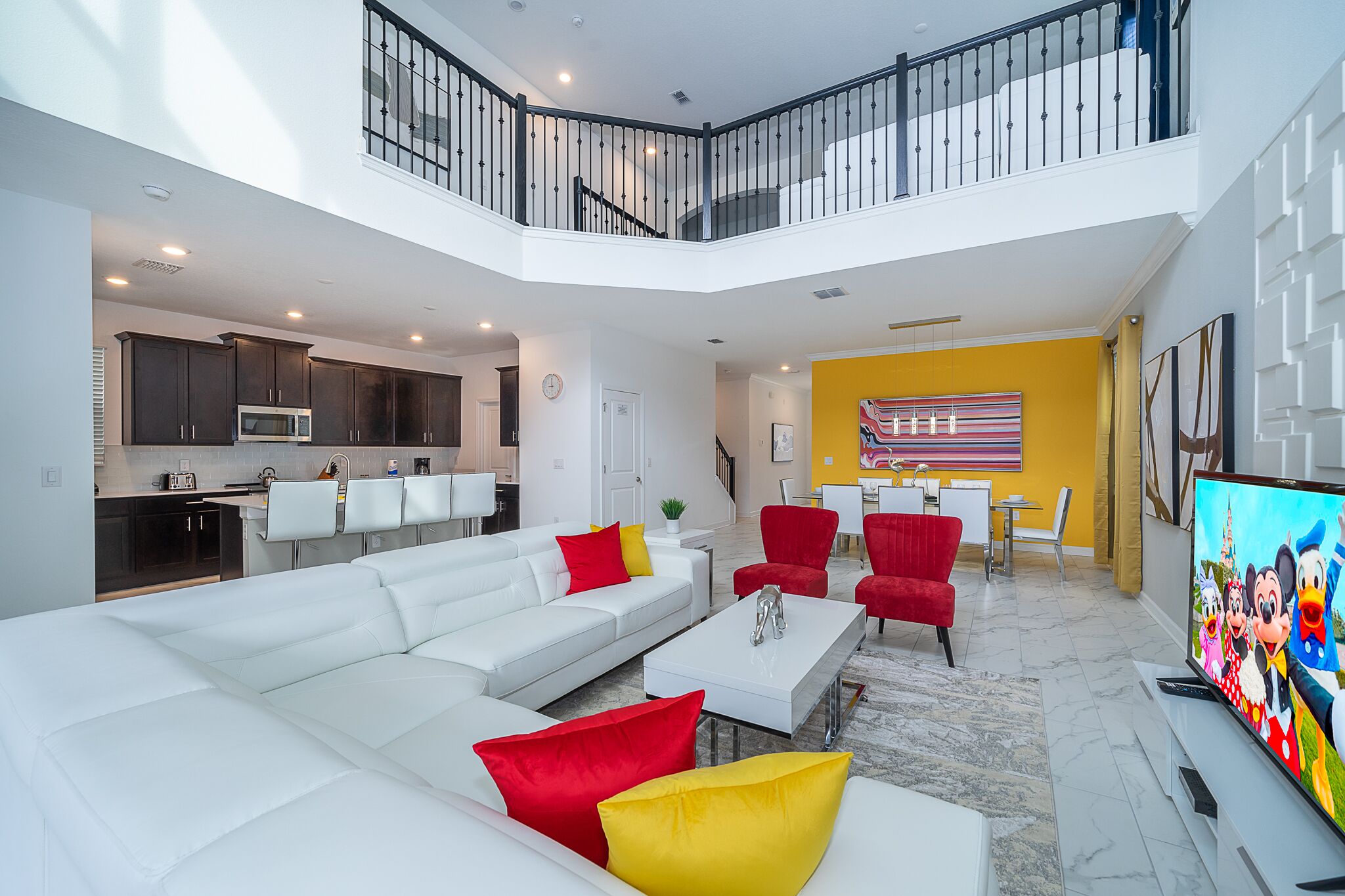 DS4156 Storey Lake Home 5 bed 5 bath Free Waterpark