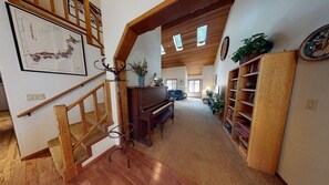 Interior - Family Fun Getaway with Access to Exclusive Golf (Sunriver)