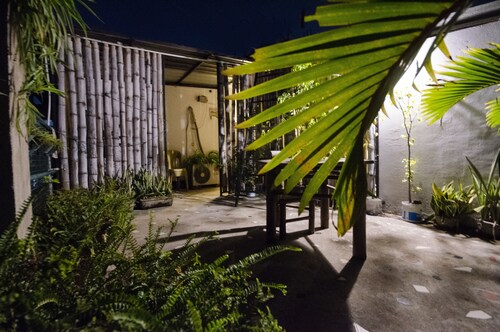 Quiet yet located in the heart of the city....!