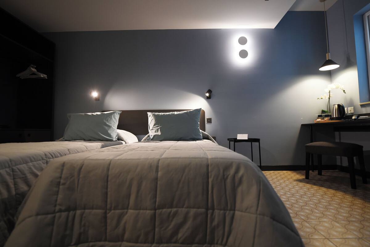 Egyptian cotton sheets, premium bedding, memory foam beds, minibar